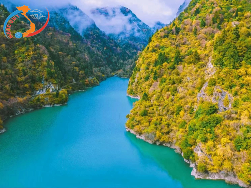 TOUR CHINA - JIUZHAIGOU VALLEY